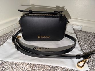 Lululemon camera bag
