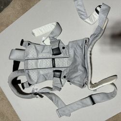 Baby Carrier - Baby Bjorn Carrier 