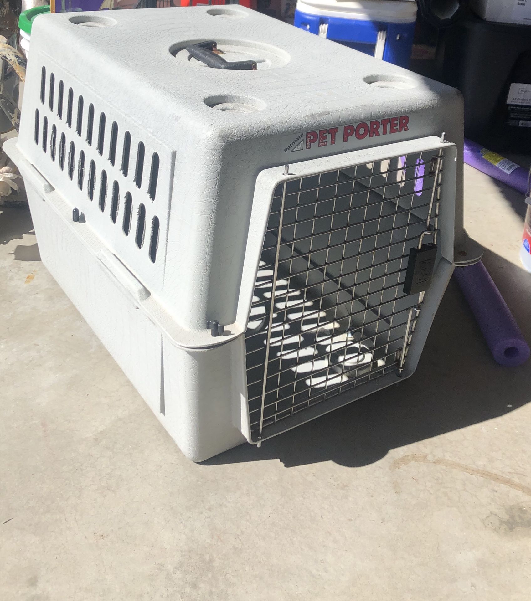 Pet taxi dog crate - 20”W x 19”H x 27”D