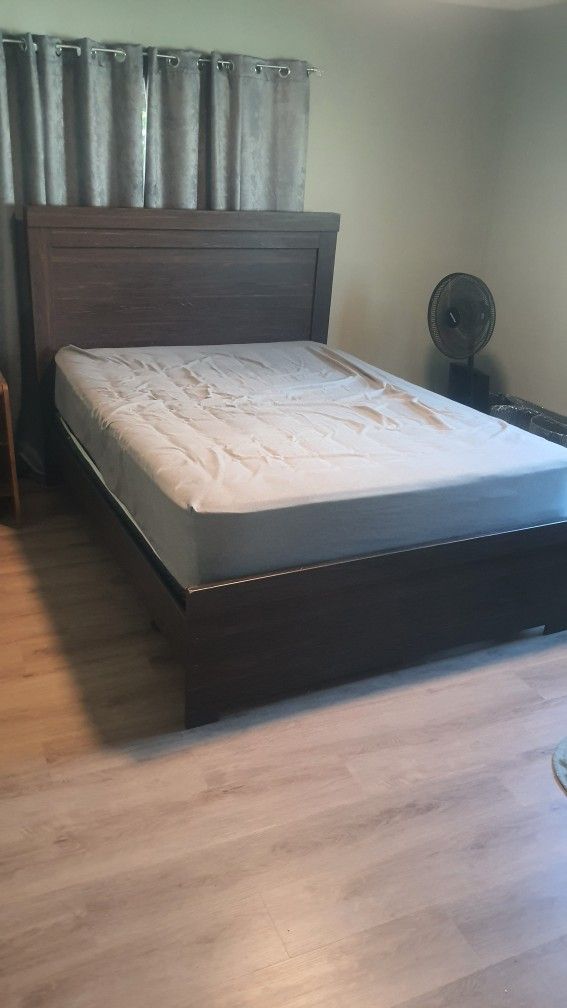 Queen Bed Frame + Matress + Box Spring