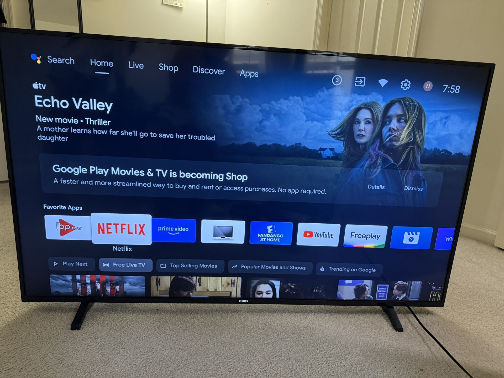 55 Inch Smart TV + Sound Bar Great Condition 250$‼️‼️