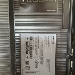 Samsung RU7100 series 4K UHD Smart TV.​​​​​​​​​​​​​​​​