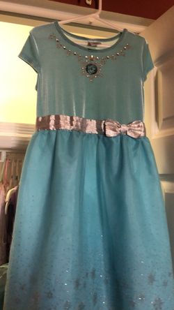 Girls dresses/play dresses