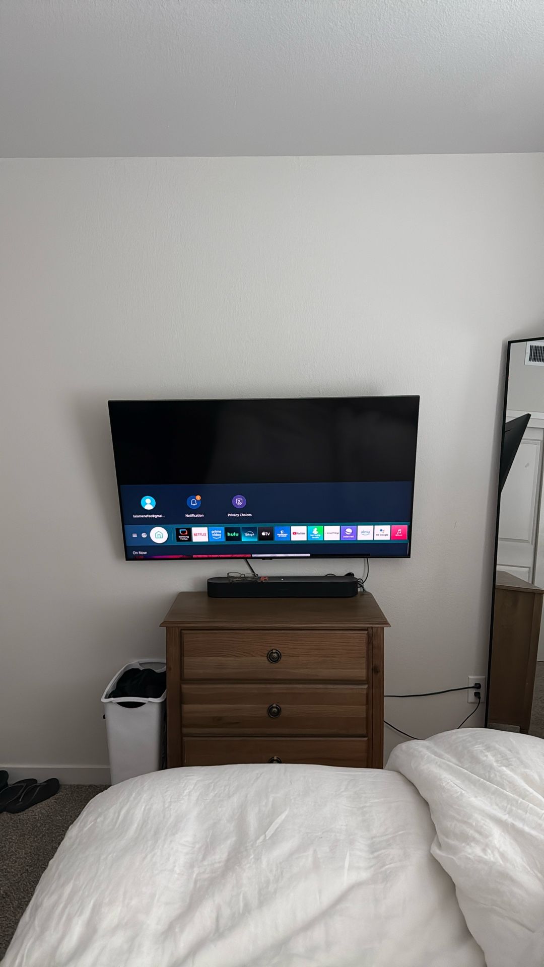 55” Samsung TV