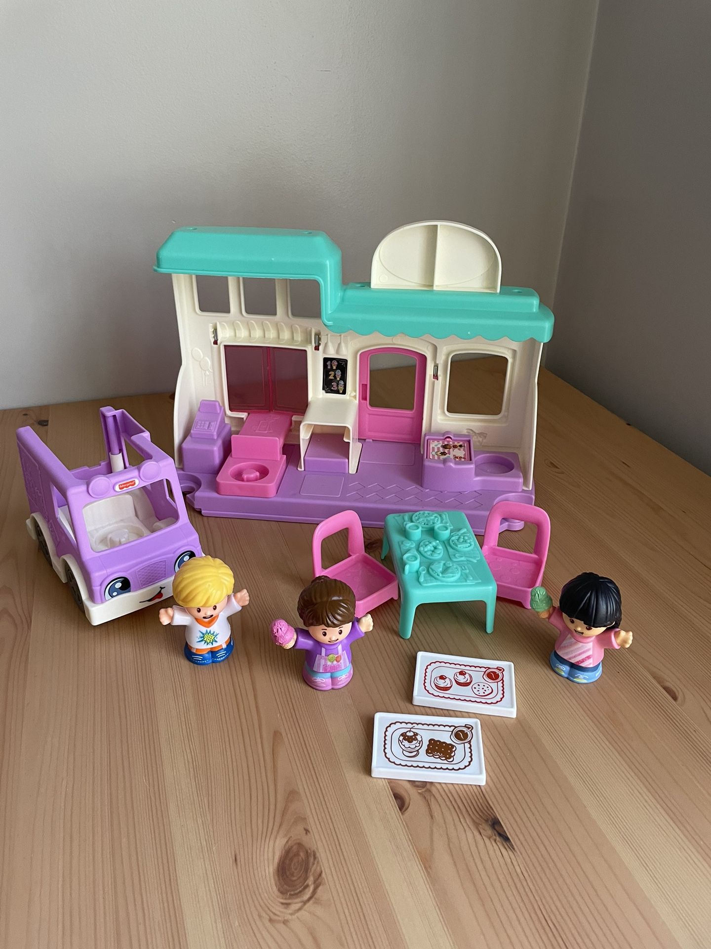 Fisher-Price Little People Time for a Treat Ice Cream Shoppe Play Set Truck