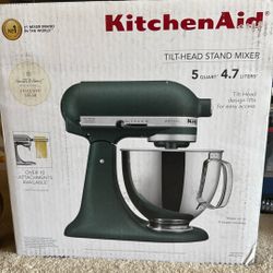 Brand New KitchenAid Stand Mixer 