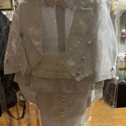 Kids Tuxedo Size Medium