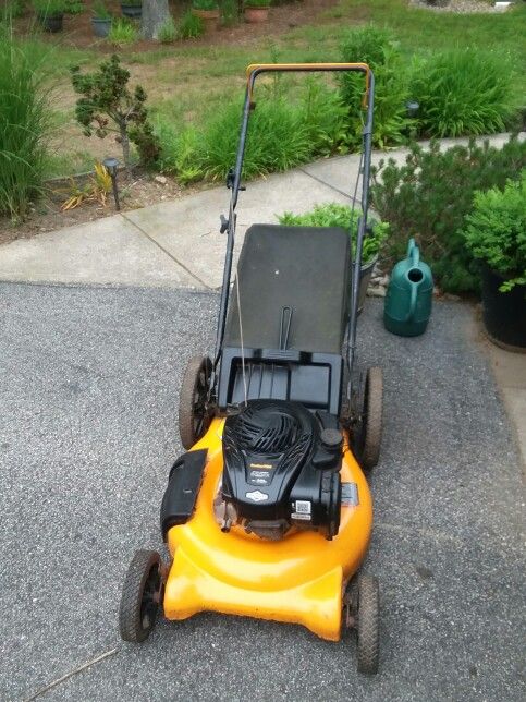 Poulan Pro Lawnmower