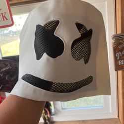 Marshmallow mask