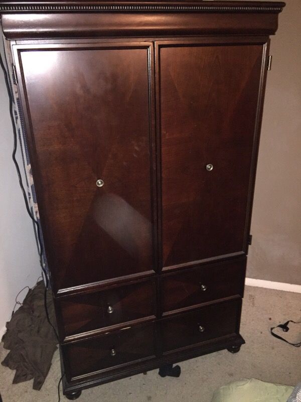 Anwar dresser cheap