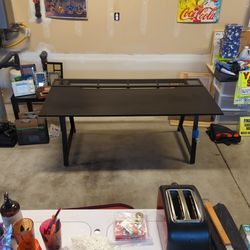 IKEA UTESPELARE Gaming Desk