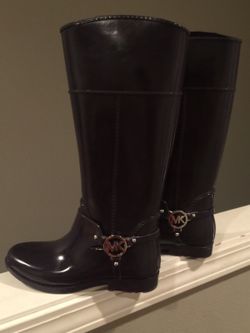 Michael kors rain boots