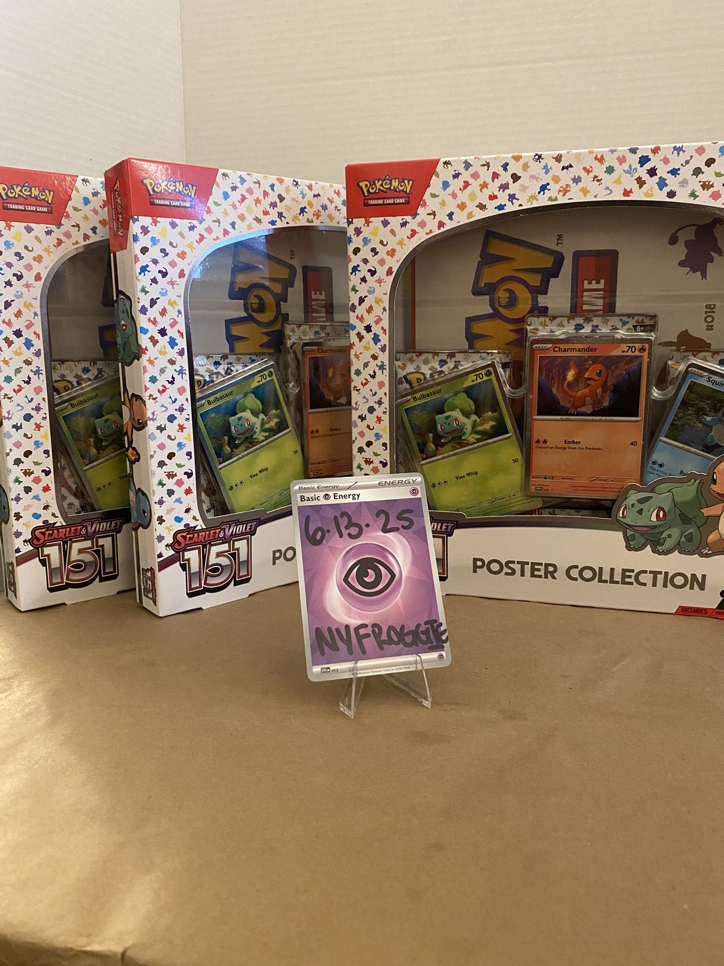 Pokemon TCG 151 Poster Collection Box