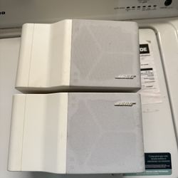 1989 VINTAGE WHITE BOSE FREESTYLE SPEAKER SYSTEM BOOK SHELF 6 OHMS 4-8