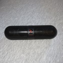Beats Pill