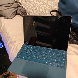 HP Chromebook x2 ~ 11inch ~ Tablet & Desktop 