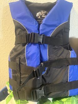 Bass Pro Shops Life Jacket