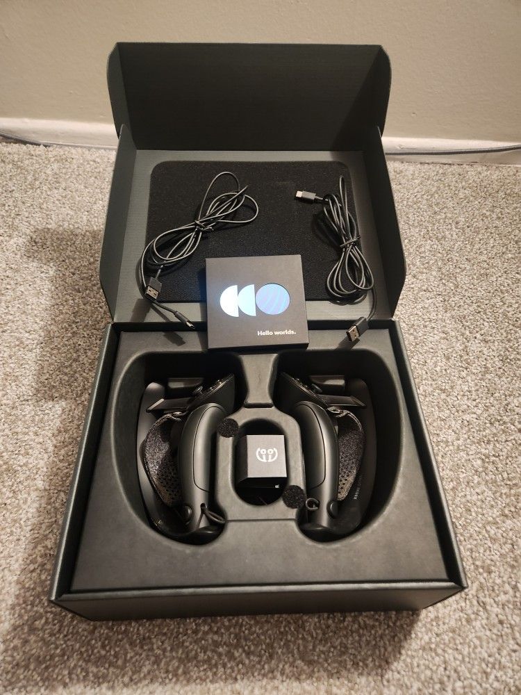 Valve Index VR Knuckle Controller