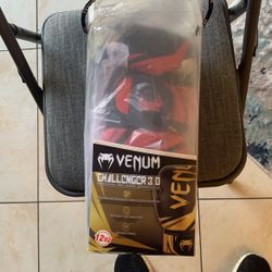 Challenger 3.0 Boxing Gloves 12 oz Brand New