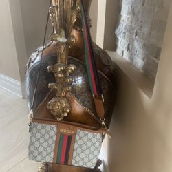 Crossbody 