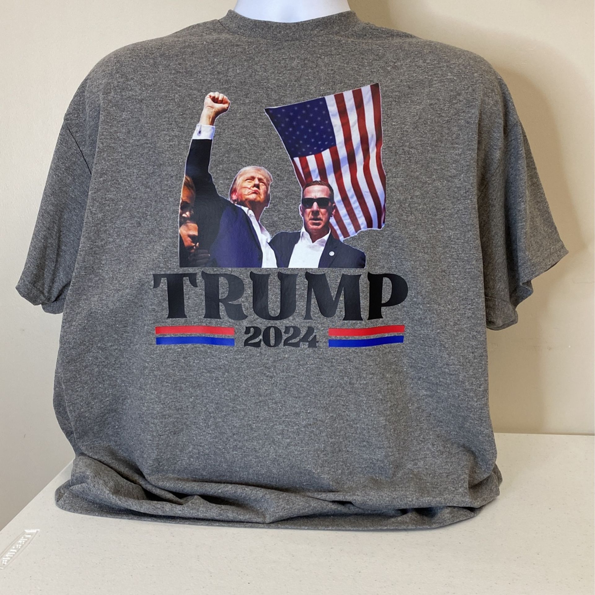 Trump 2024, Gildan 50/50, NEW, Size XL, (item 323)