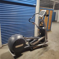 Precor Elliptical LOCAL DELIVERY AVAILABLE 
