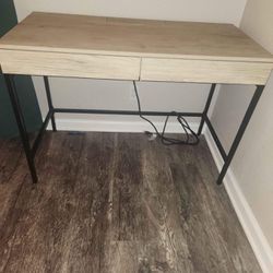 Tan desk vanity from target exallent new condition has plug 🔌 in ports 