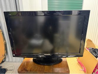 Panasonic VIERA TC-L32X1 - 32" LCD TV
