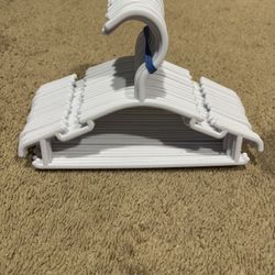 Baby Clothing Hangers 22ct