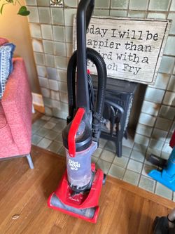 Dirt Devil Endura Lite Vacuum Cleaner