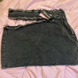 PrettyLittleThing Black Mini Skirt 