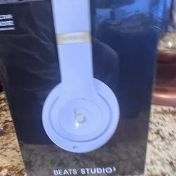 Brand New White Beats