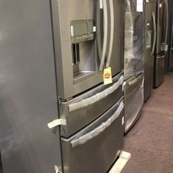 Whirlpool Refrigerator Appliance FGN76