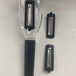 New! 3 in 1 Veggie Peeler with Container