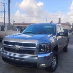 Chevy Silverado 2500 had Diesel 