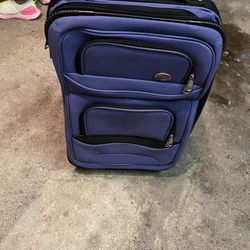 19” Suitcase 