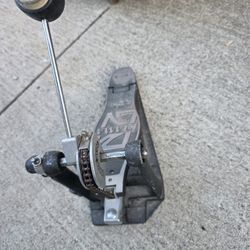 Pedal Tama 