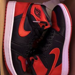 jordan 1 retro high top satin size 7 .5in women’s black and red 