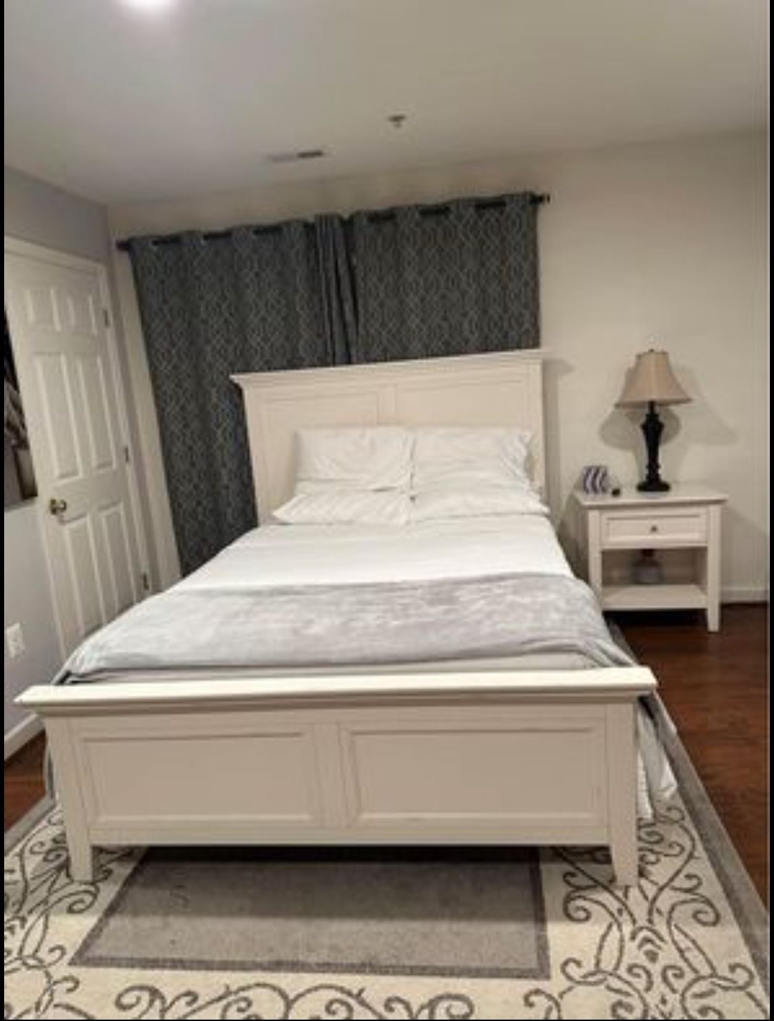 Macys Queen Size Bed