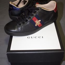 Gucci Ace Embroidered (Black Bee)
