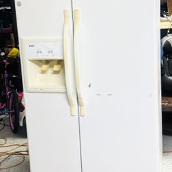 Kenmore Side-by-Side Refrigerator with Water and Ice Dispenser