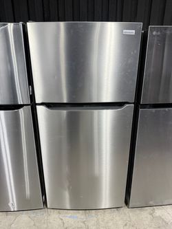 New open box  Frigidaire 30 in. 20 cu. ft. Garage Ready Top Freezer Refrigerator in Stainless Steel