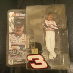 SERIES 1 DALE EARNHARDT #3 Mc FARLANE FIGURE 