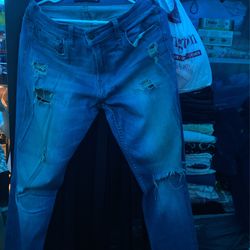 Hollister jeans size 32