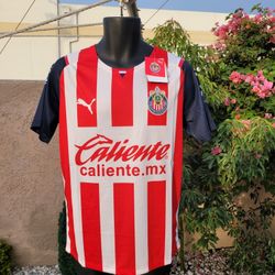 Chivas Home Soccer Jersey 2022