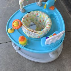 Walker / Stand In Play Kids Play