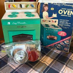Vintage Suzy Homemaker Toy Oven