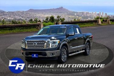 2017 Nissan TITAN