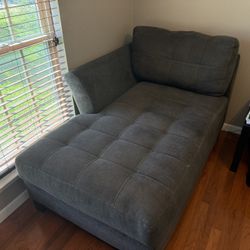 Chaise Lounge - Grey