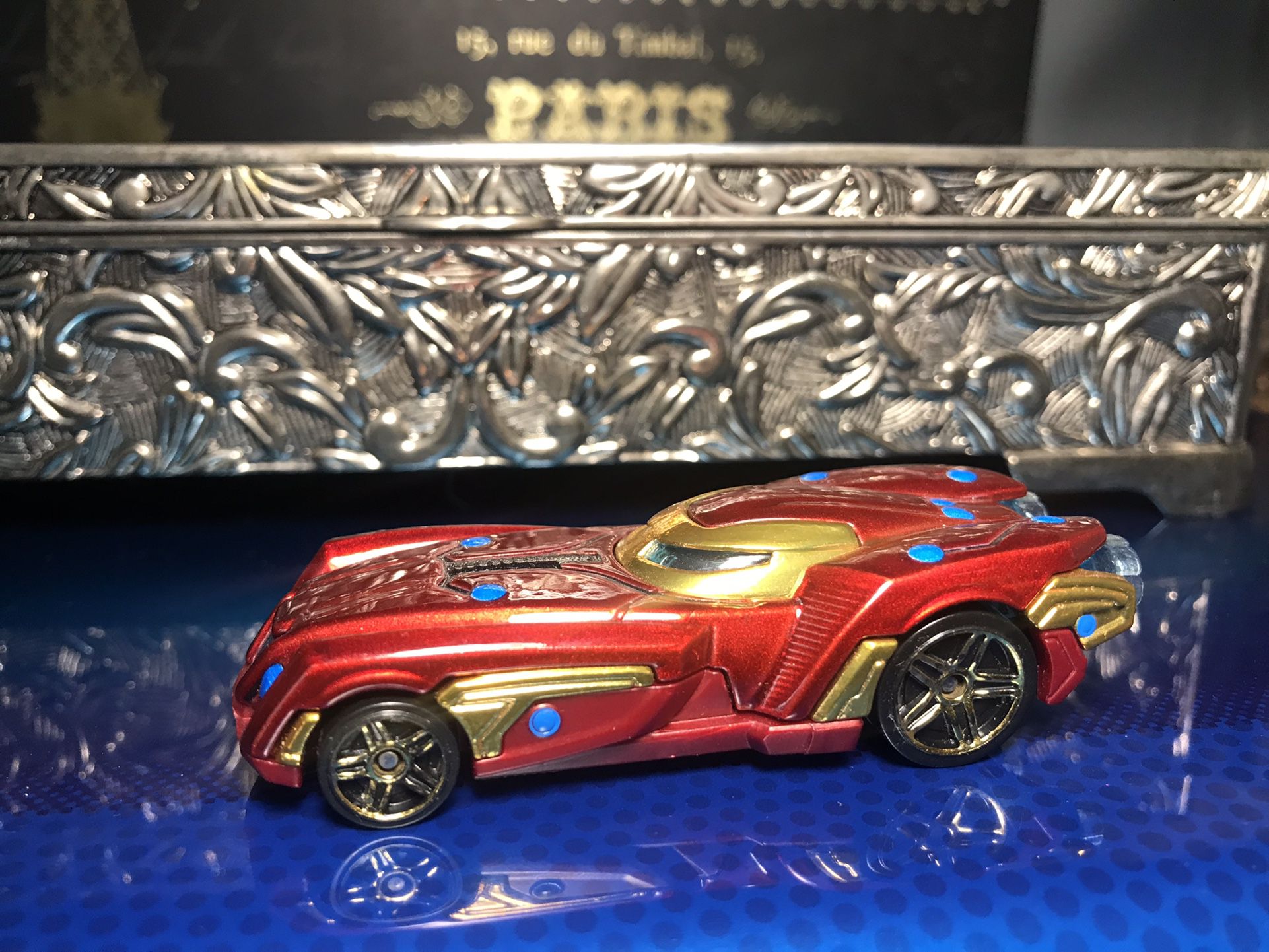 Hot Wheels Iron Man  Character Car Marvel